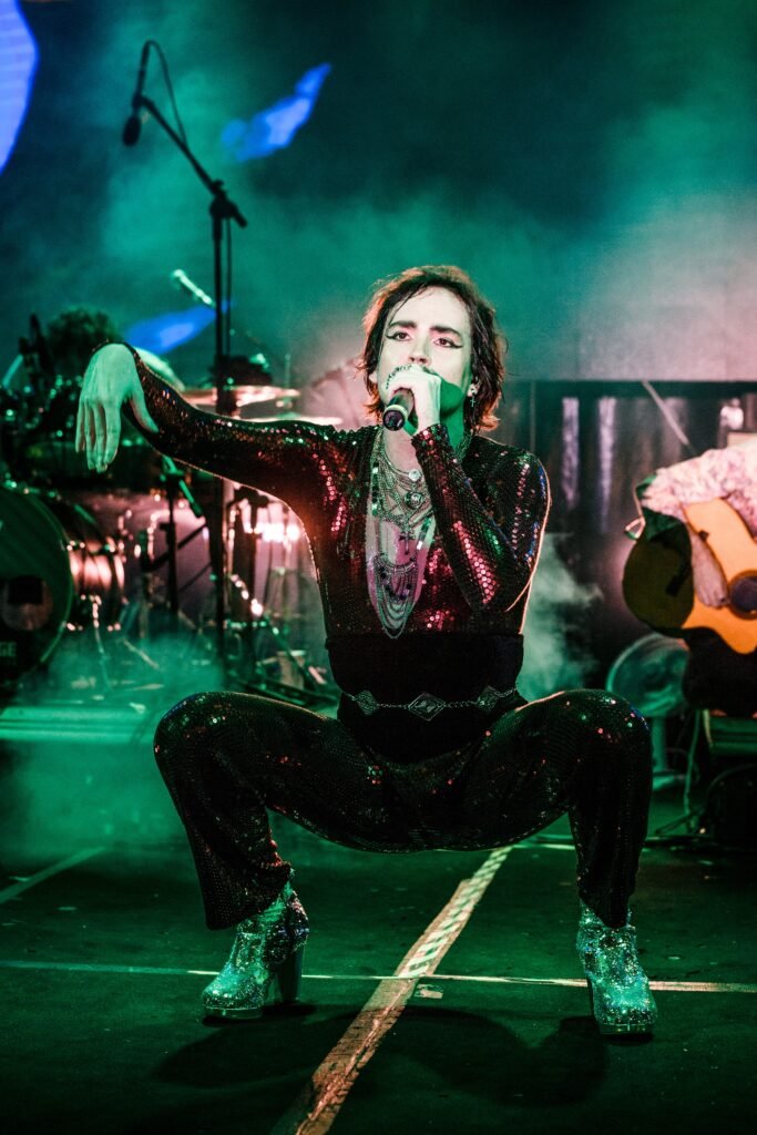 Johnny Hooker brilhou